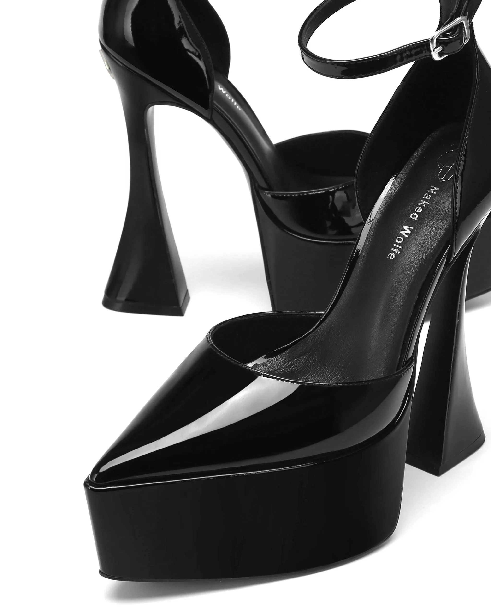 Daria Black Patent<Naked Wolfe Online