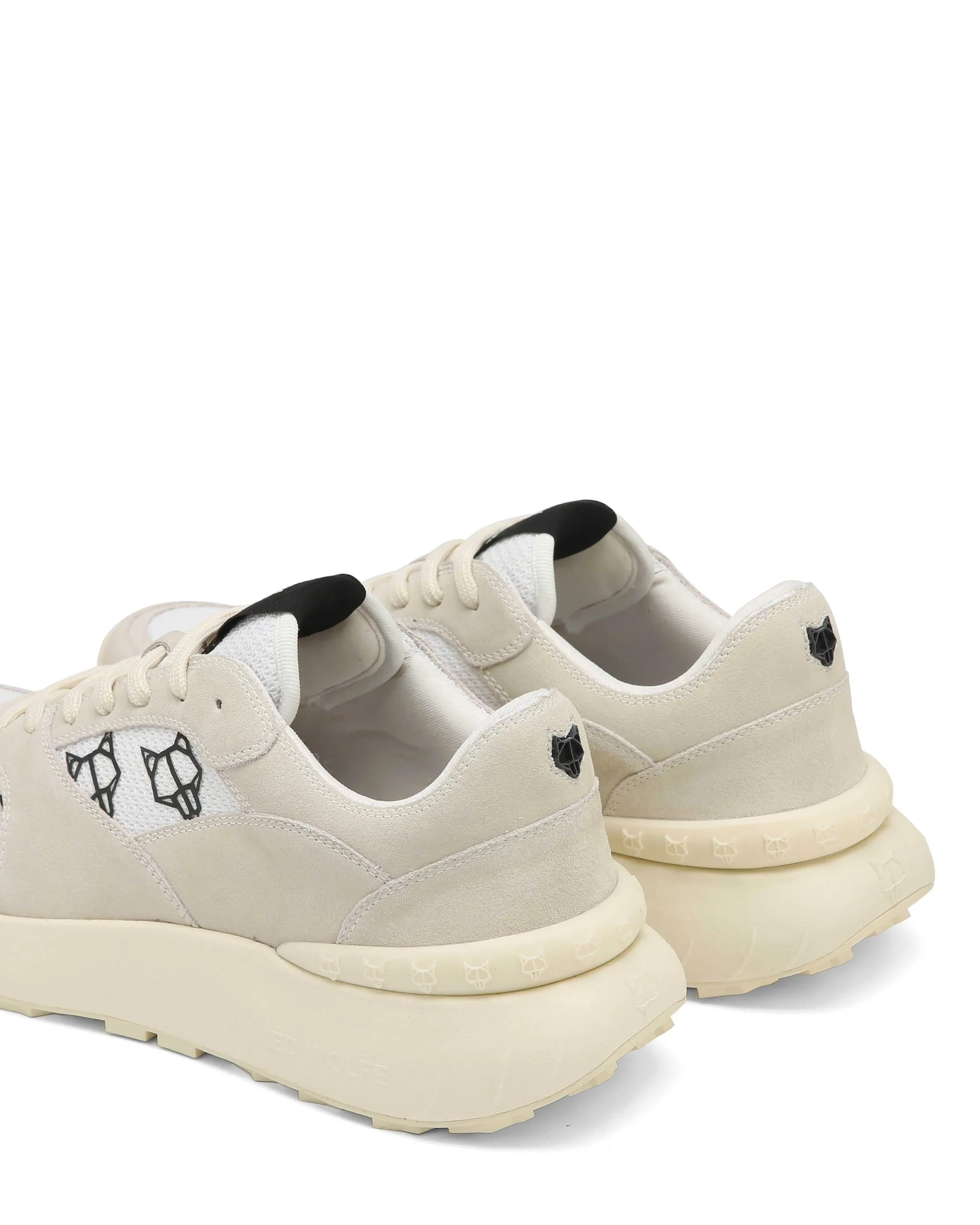 Dart Taupe Suede<Naked Wolfe Hot