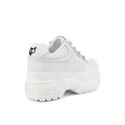Sporty White Leather<Naked Wolfe Hot